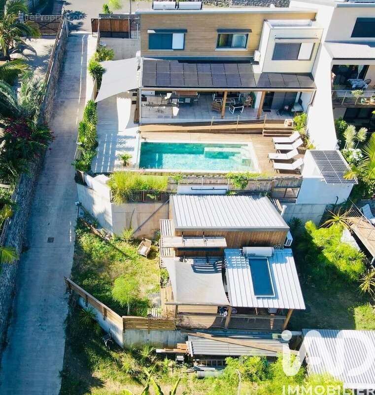 Photo 2 - Maison à LE TAMPON