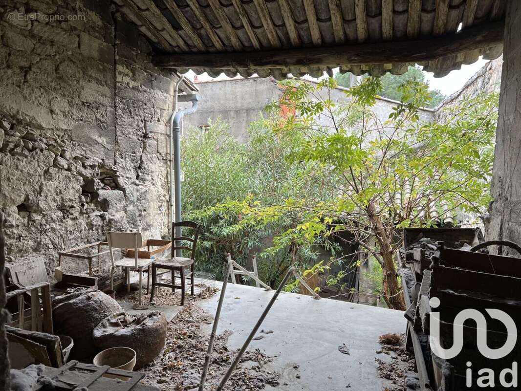 Photo 6 - Appartement à VILLENEUVE-LES-AVIGNON