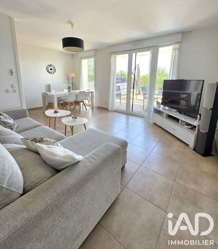 Photo 5 - Appartement à VIRY