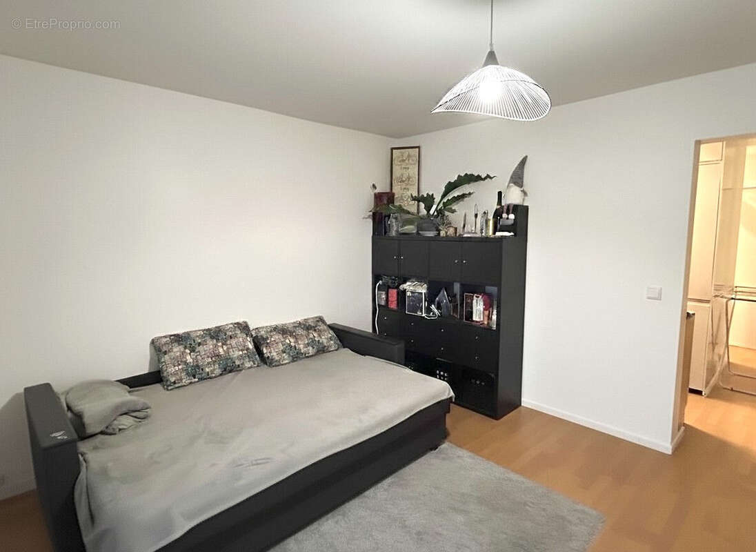 Appartement à L'HAY-LES-ROSES