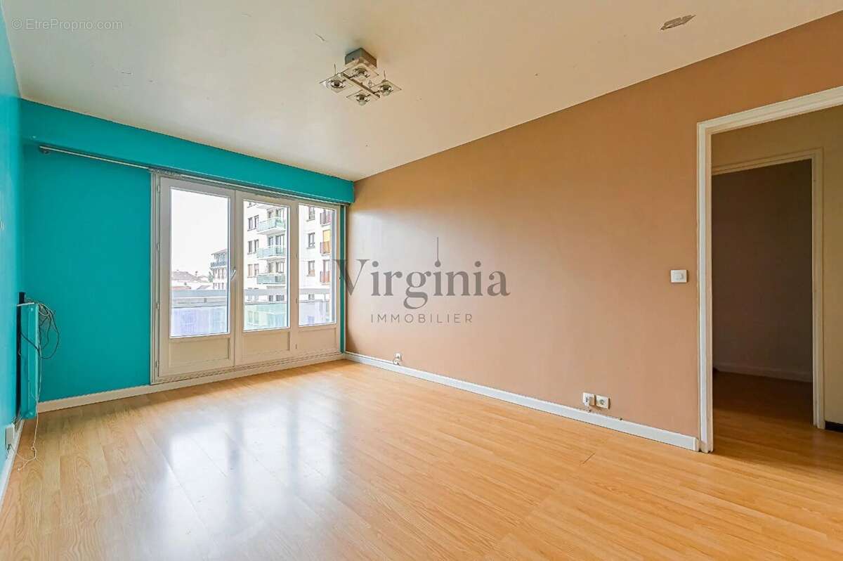 Appartement à MAISONS-ALFORT