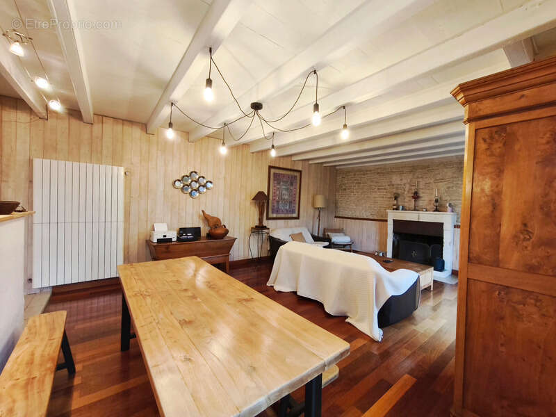Maison à COURCON
