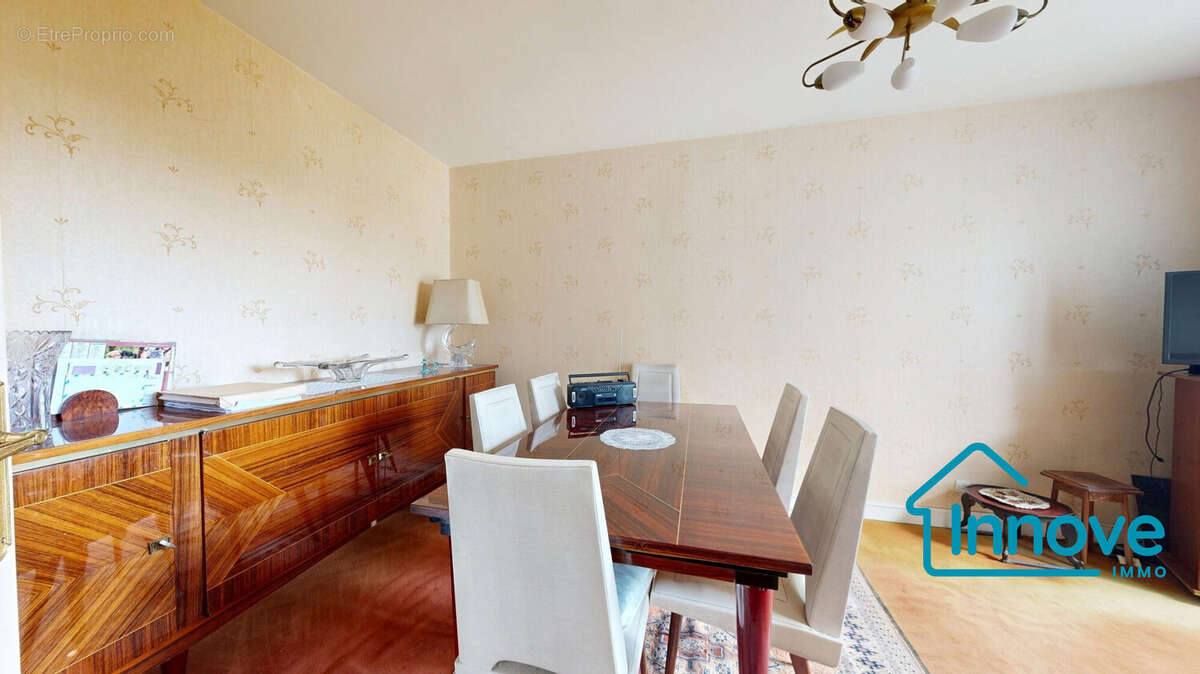 Appartement à VERSAILLES