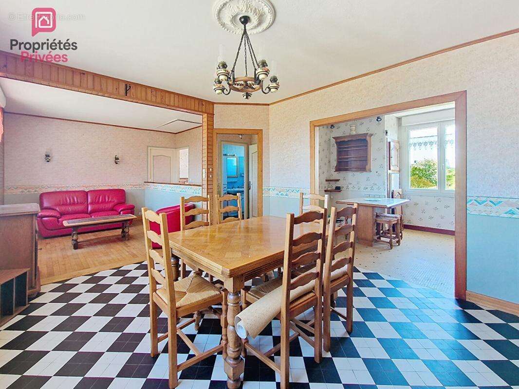 Maison à PLOUGASNOU