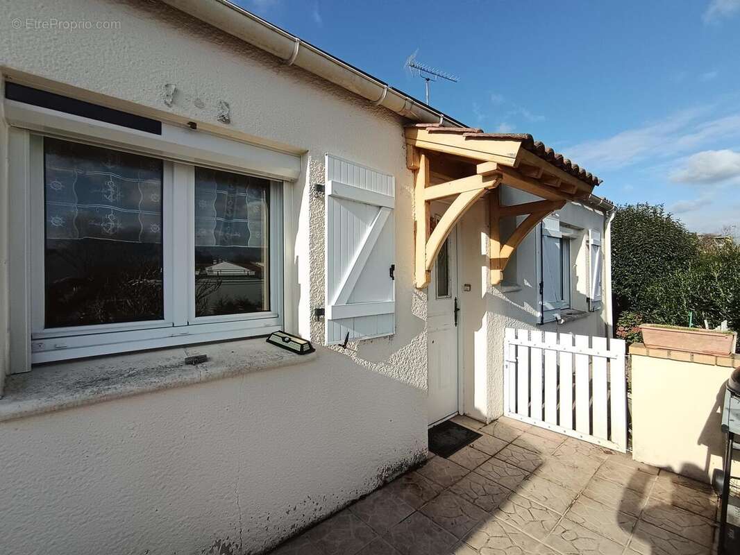 Photo 2 - Maison à SAINT-JULIEN-DES-LANDES