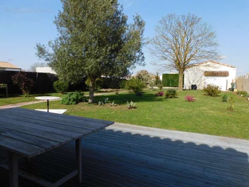 Maison à PISANY