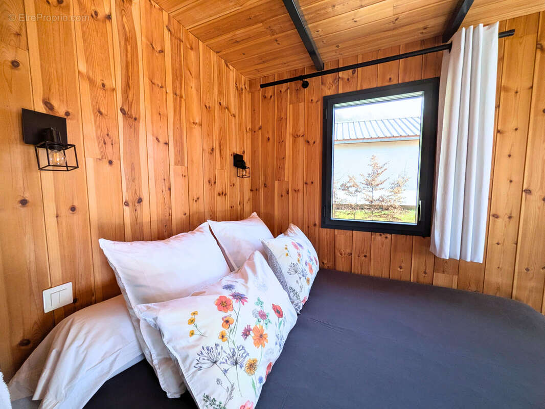 Autre à ASPRES-LES-CORPS