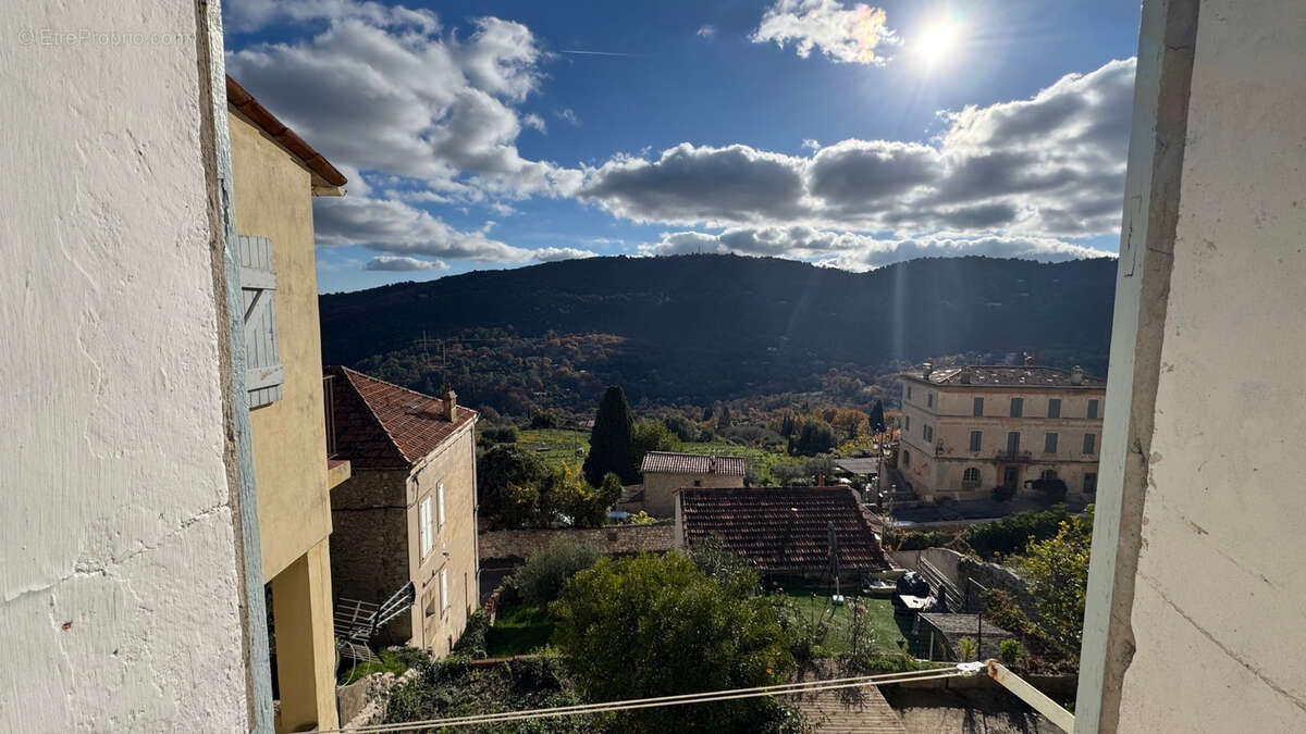 Appartement à LE BAR-SUR-LOUP