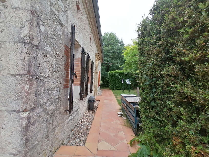 Maison à MOISSAC