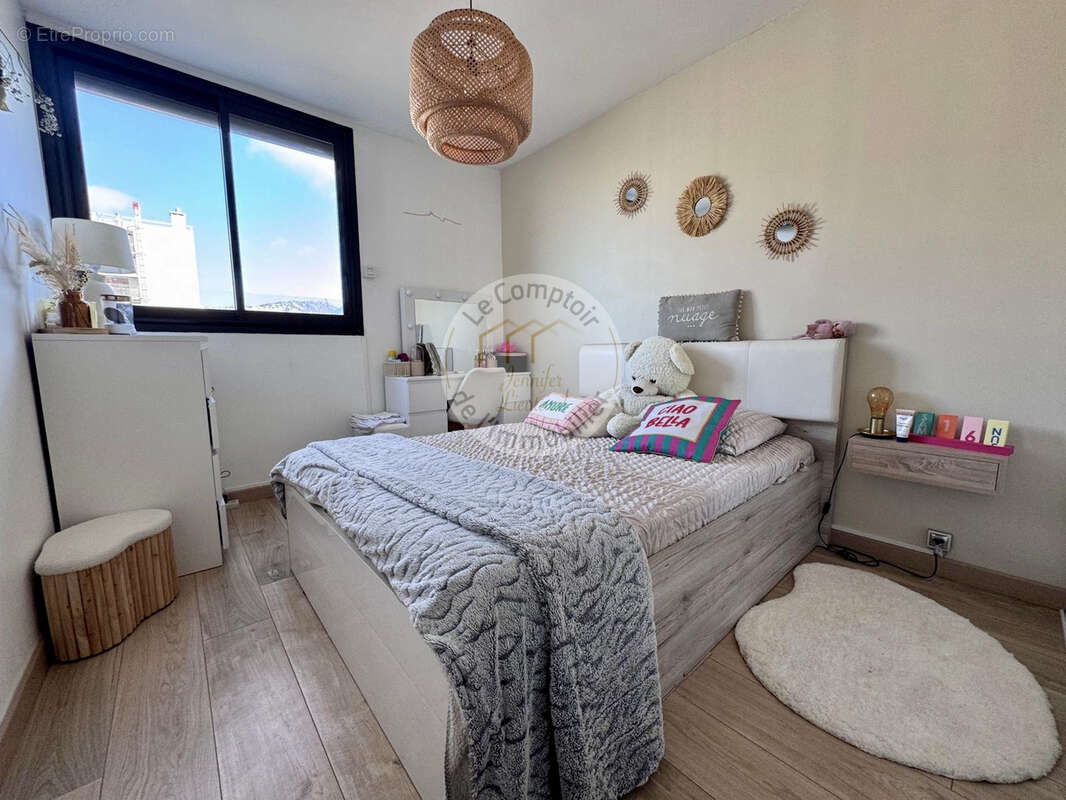 Appartement à MARSEILLE-9E