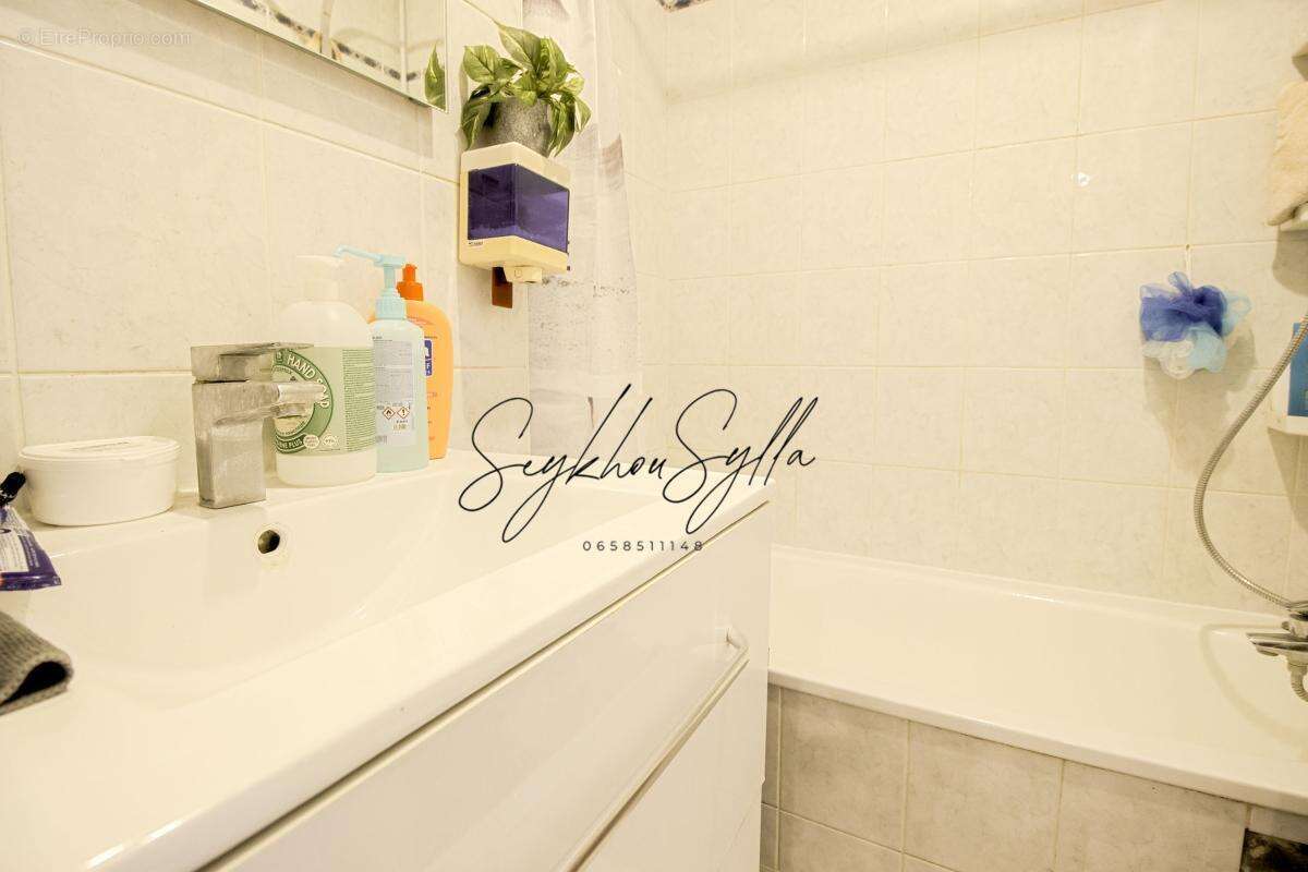 Appartement à PARIS-19E