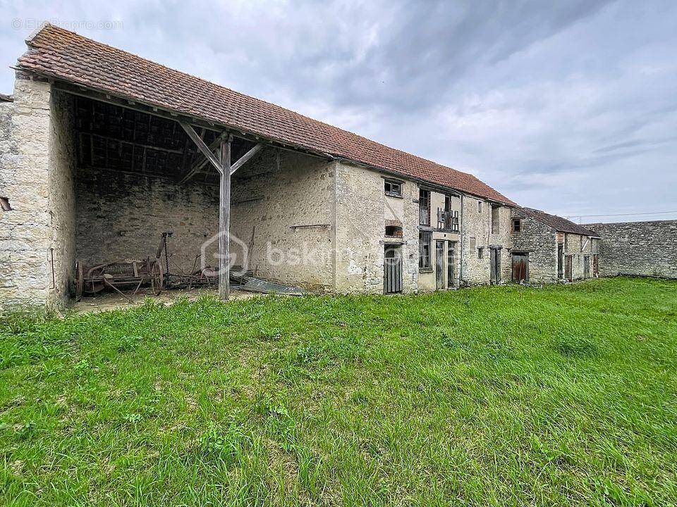 Maison à CHEVRAINVILLIERS