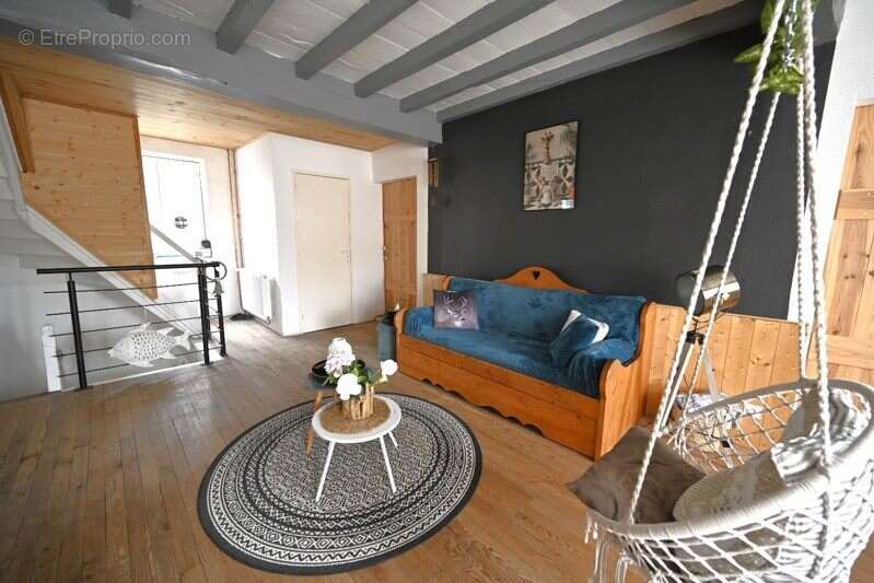 Maison en pierre de 7 pièces principales - photo 5