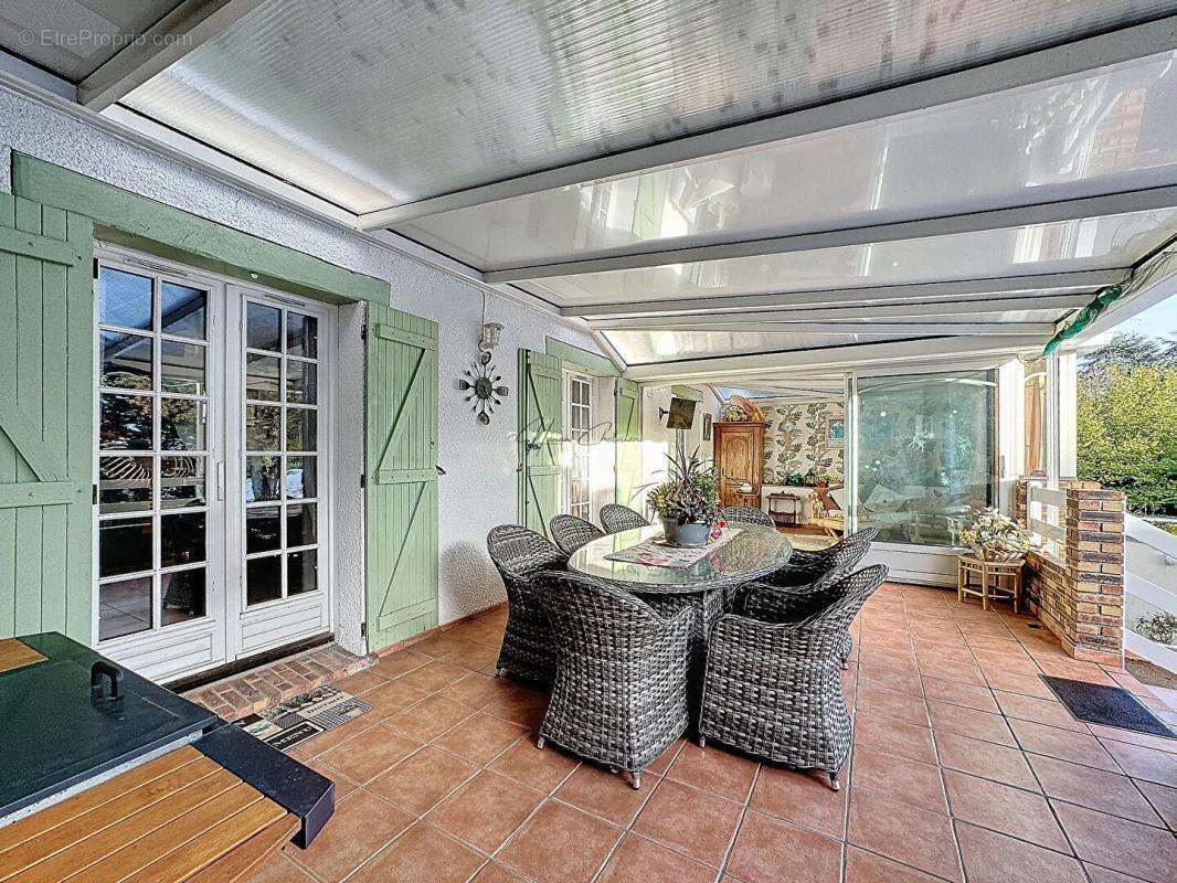 Maison à MARCOUSSIS