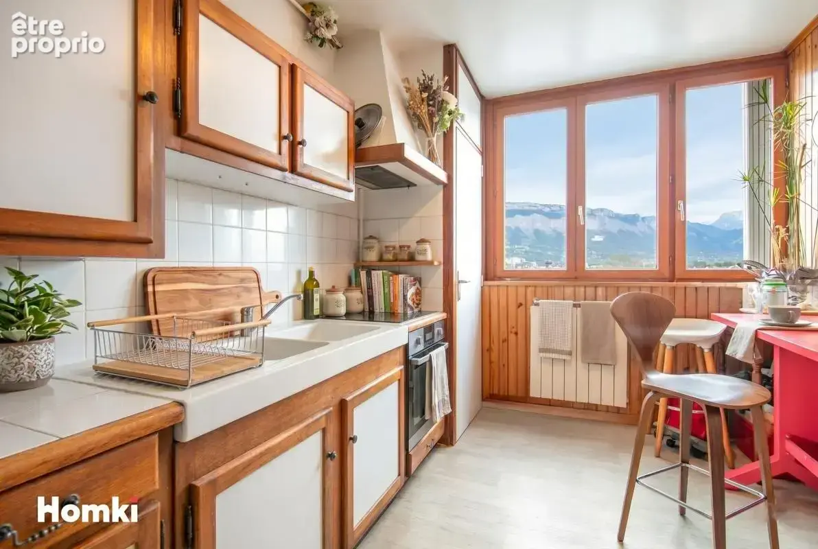 Appartement T4 de 82 m² à Saint-Martin-d'Hères 38400, Rue Saint-Exupéry - photo 2