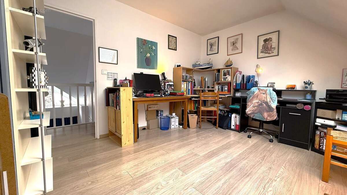 Maison à MONTIGNY-LE-BRETONNEUX