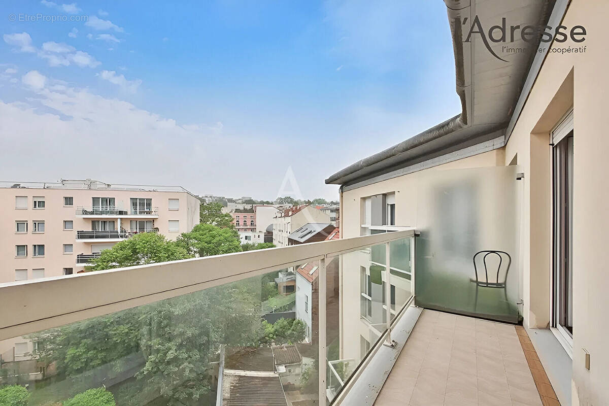 Appartement à SURESNES