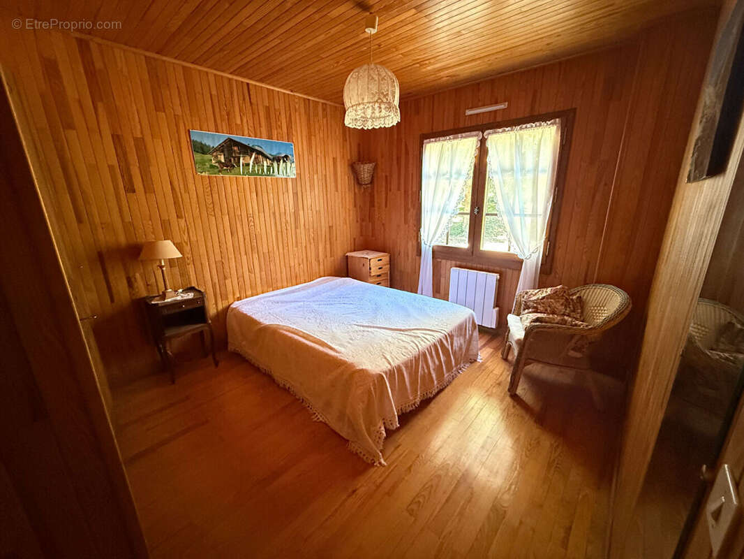 A vendre en exclusivité Chalet  de137 m² utiles sur le côteau de Cranves-Sales - photo 10