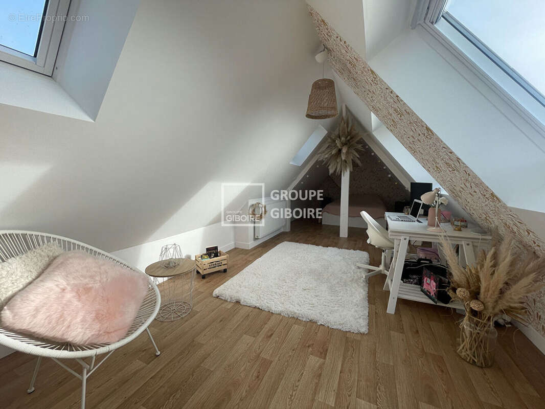 Maison à SAINT-MELOIR-DES-ONDES