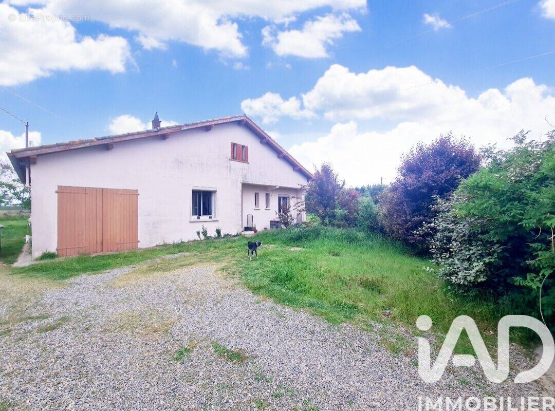 Photo 1 - Maison à CASTELSARRASIN