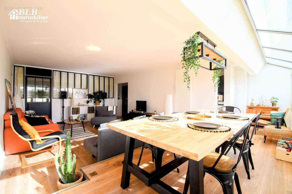 Appartement à ELANCOURT