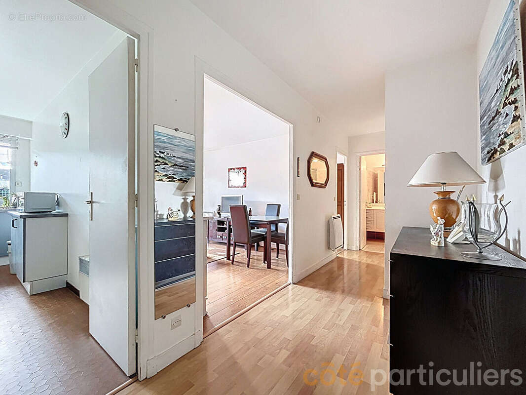 Appartement à SAINT-MAUR-DES-FOSSES