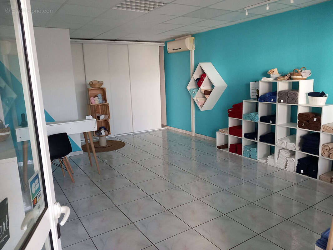 Commerce à SAINT-LOUIS