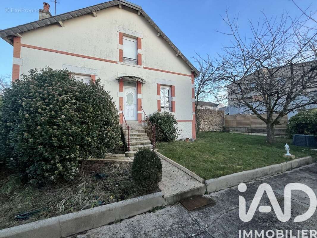 Photo 2 - Maison à CHARLEVILLE-MEZIERES