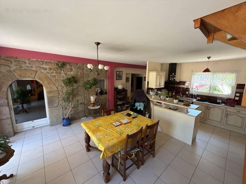 Maison à vendre 7 pièces  (56) - photo 2