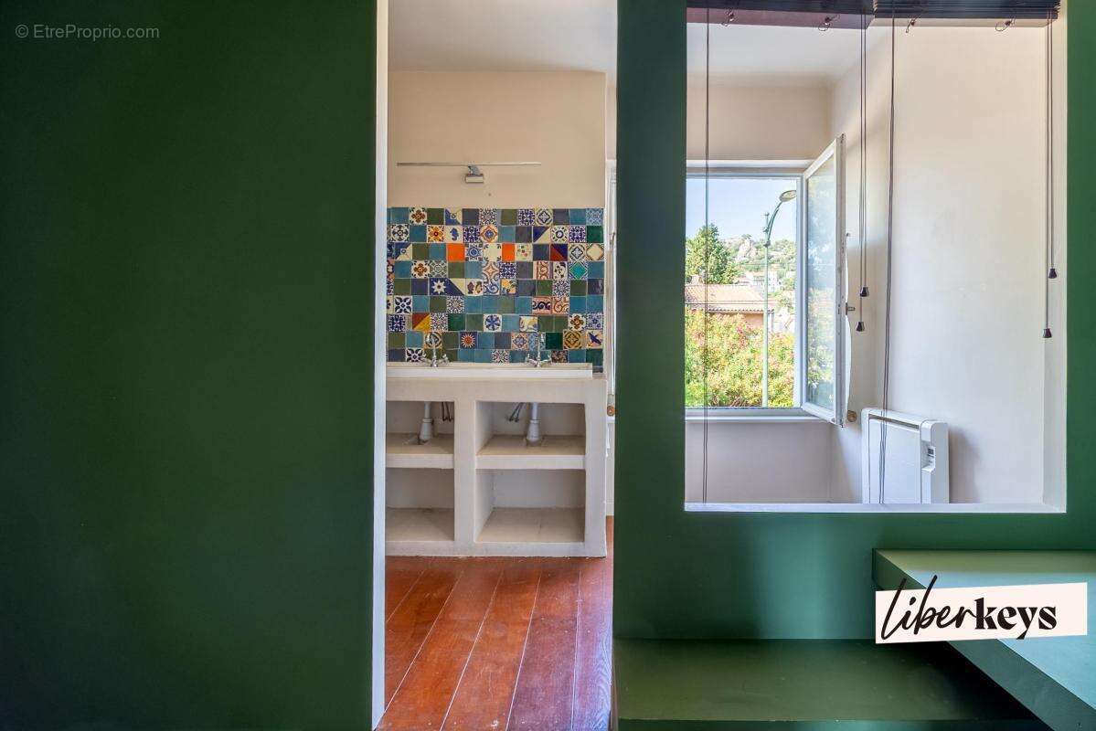 Appartement duplex à l'esprit maison avec terrasse de 40 m² et studio indépendant – Hyères Godillot - photo 9