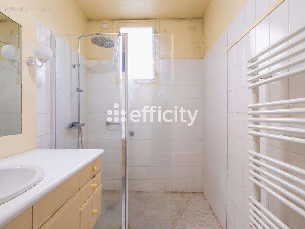 Maison à BRY-SUR-MARNE