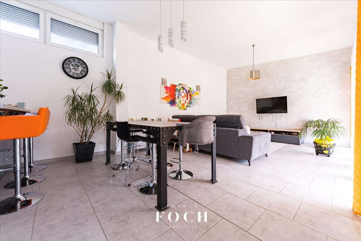 Appartement à NORROY-LES-PONT-A-MOUSSON