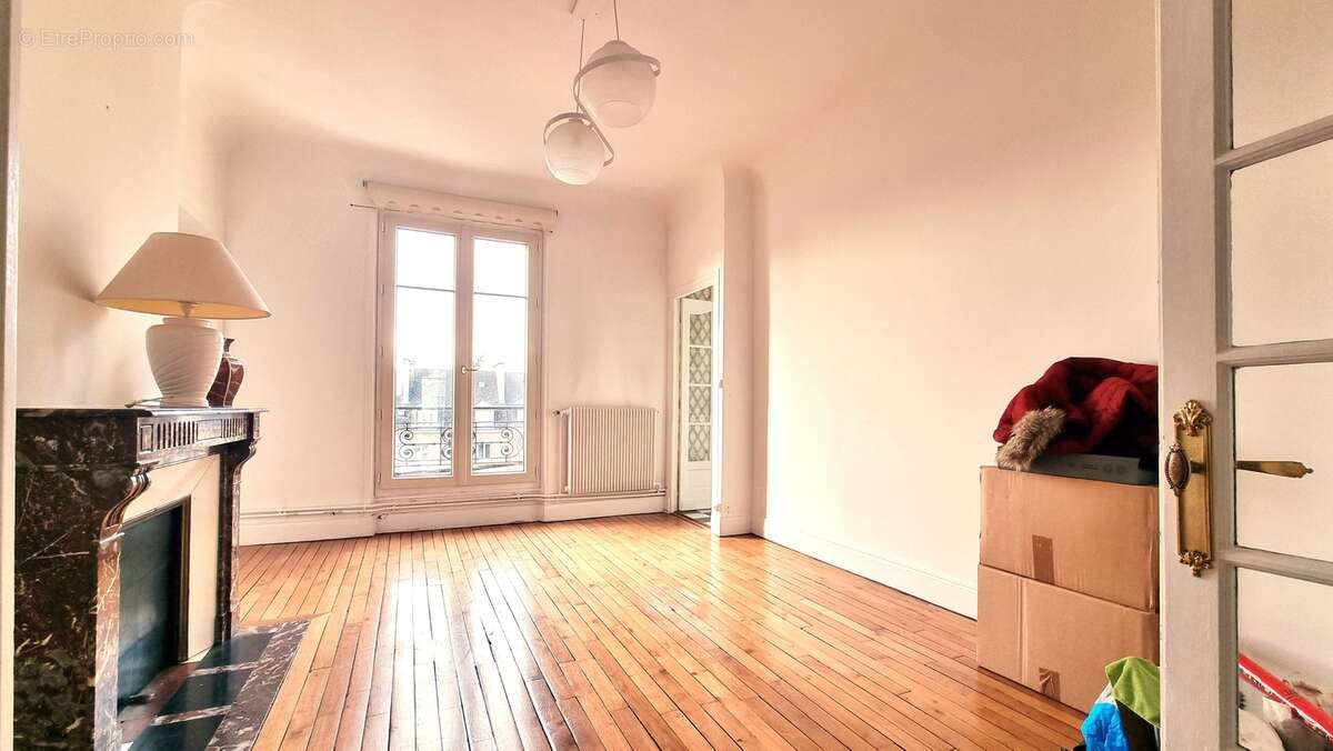 Appartement à CHARLEVILLE-MEZIERES