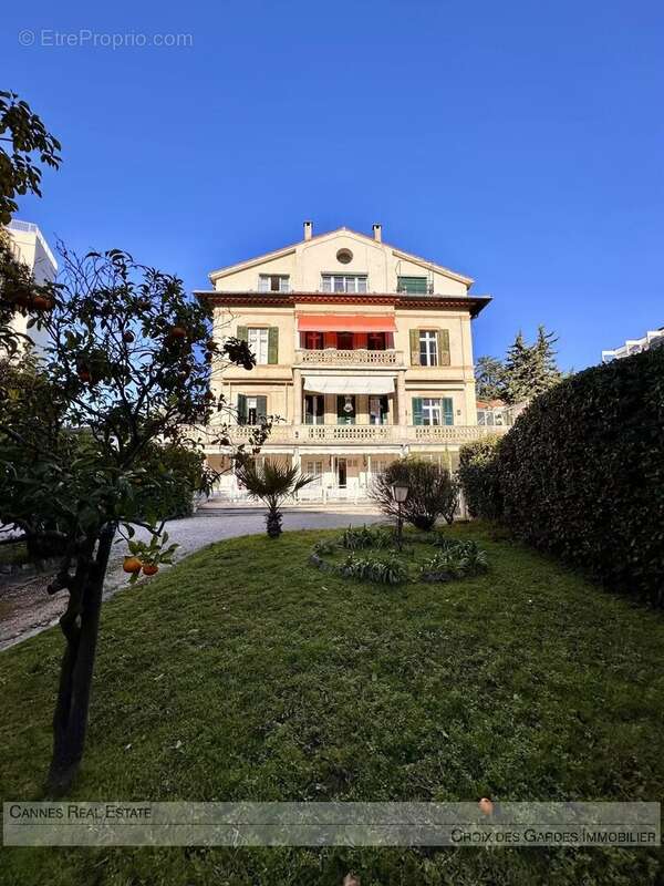 Appartement à CANNES