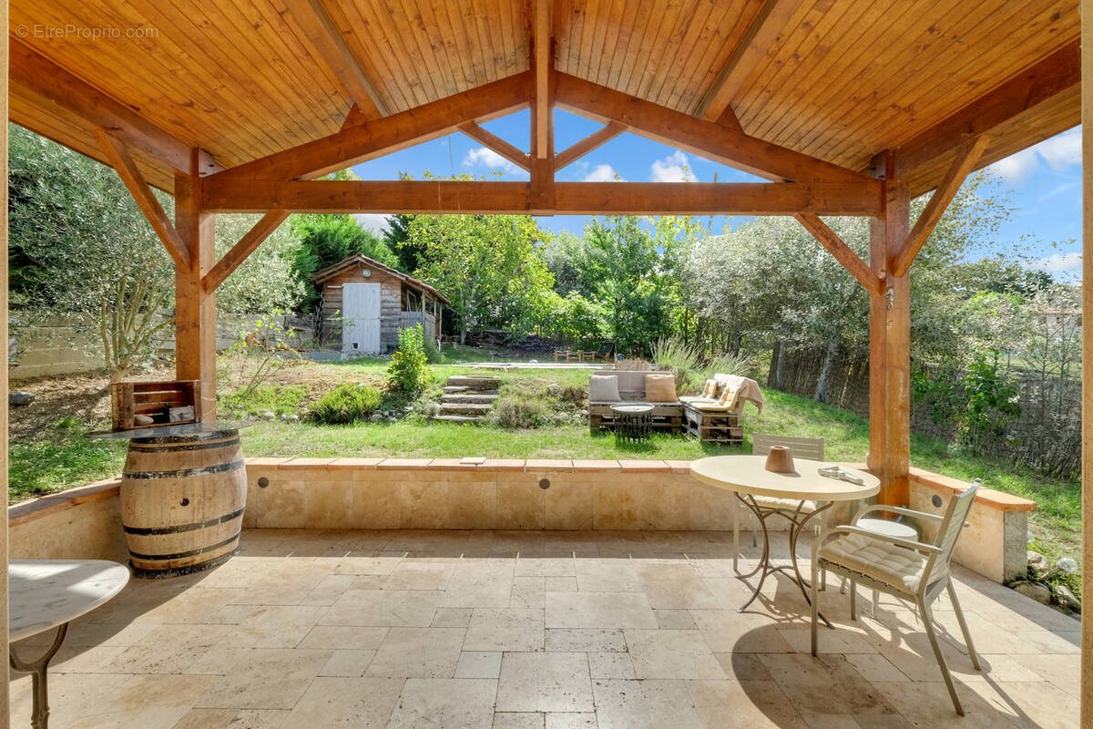 Maison à PECHBONNIEU