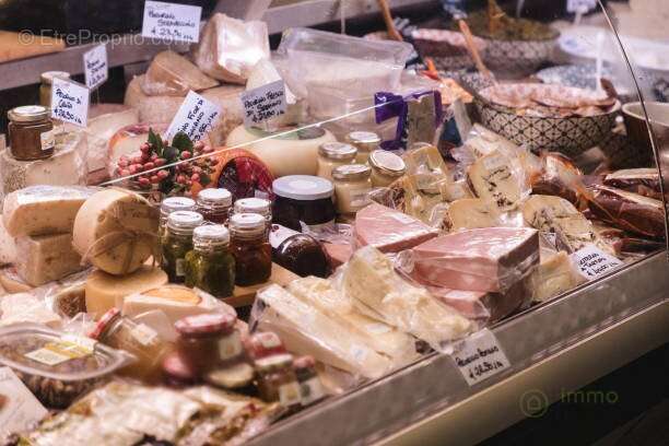 Commerce à PARIS-17E