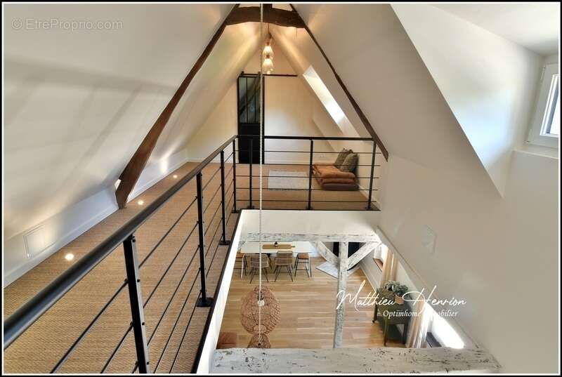 Maison à SYLVAINS-LES-MOULINS