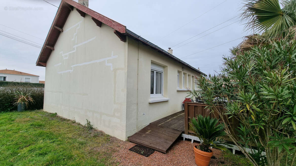 Maison à rénover avec potentiel d’évolution en plein bourg de Vertou - photo 6