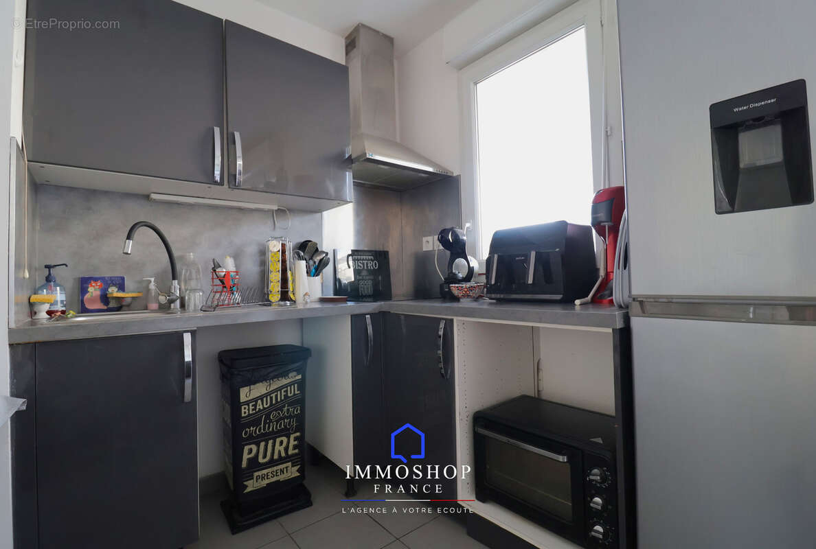 Appartement à MARSEILLE-9E