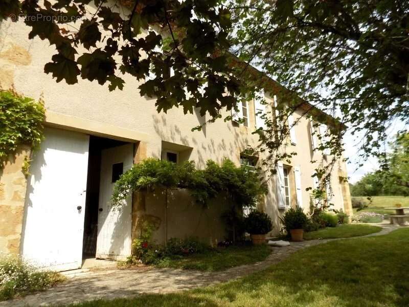 Maison à MIRANDE