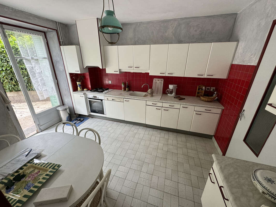 Maison à SAINT-AFFRIQUE