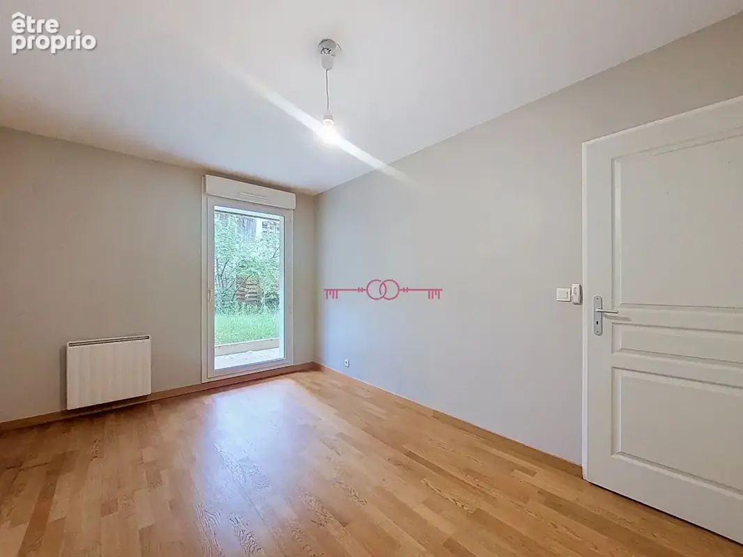 Appartement Reims hyper centre ville - extérieur- 98 m2 - photo 6