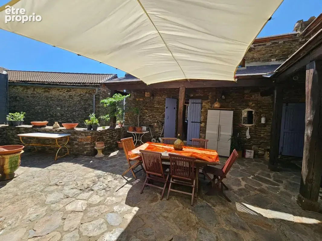 PONTEILS-ET-BRÉSIS- Mas en pierre 119m2, source privée, vue panoramique et 8000m2 de terrain. Annexe à rénover - photo 5