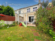 Maison à JOUY-LE-MOUTIER