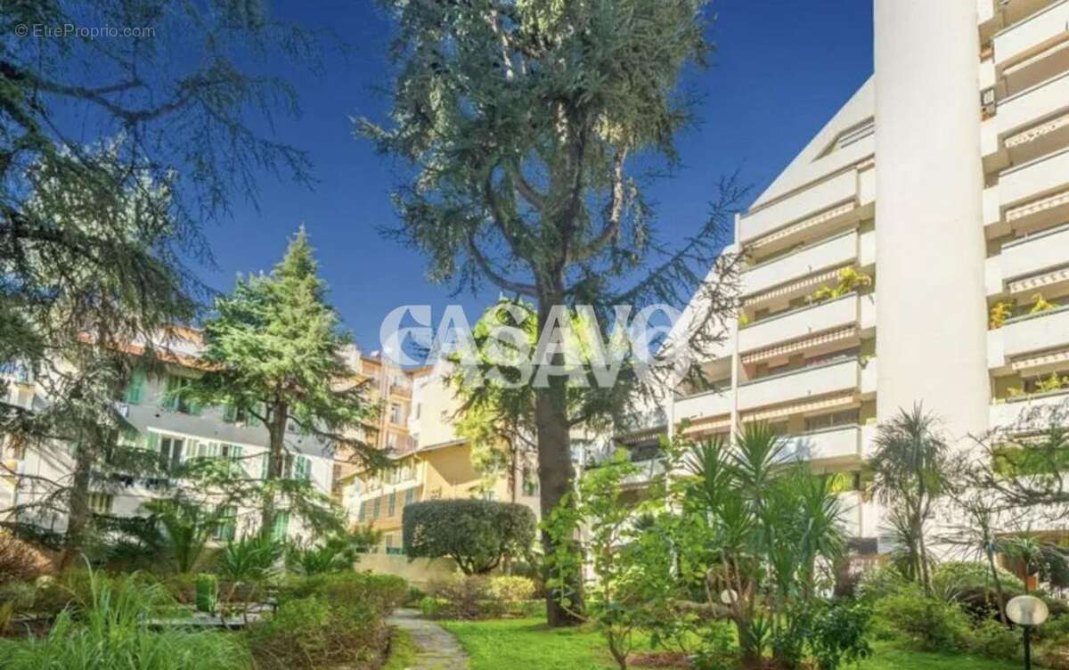 Vente Appartement 5 pièces de 89m² - 06000 Nice - photo 4