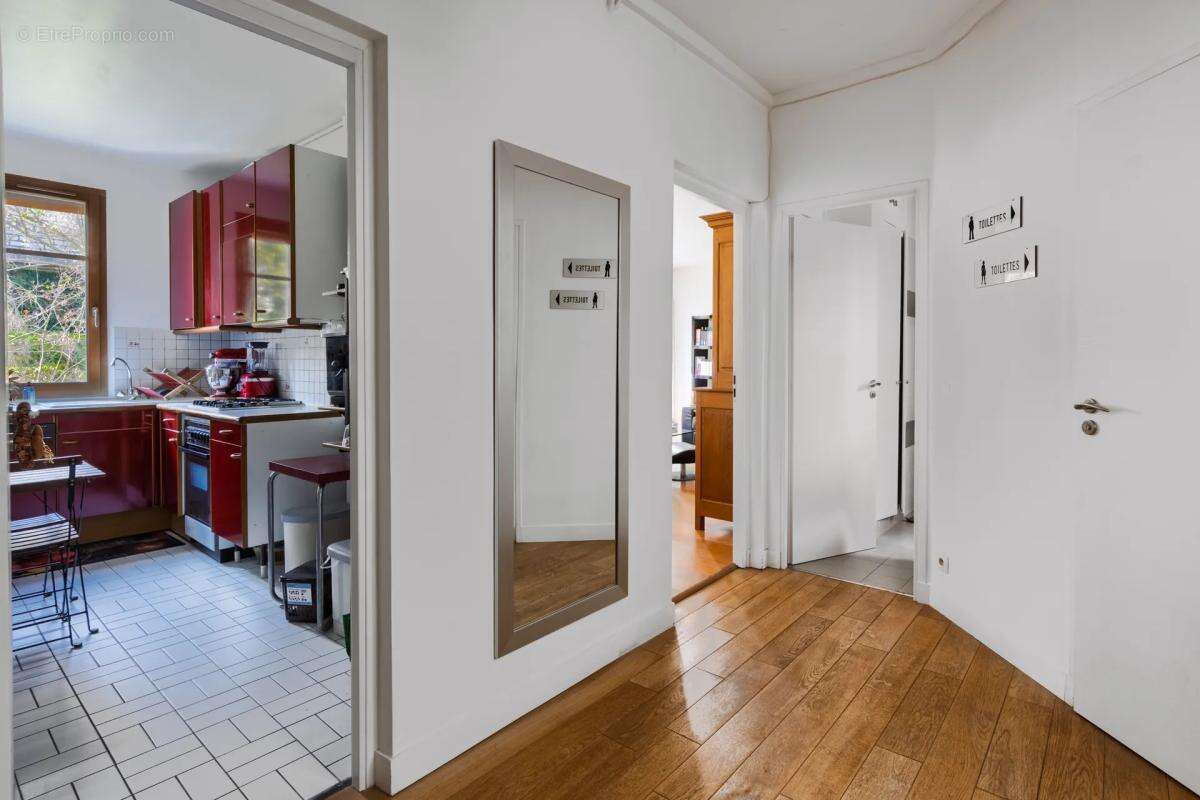 Appartement à PARIS-20E
