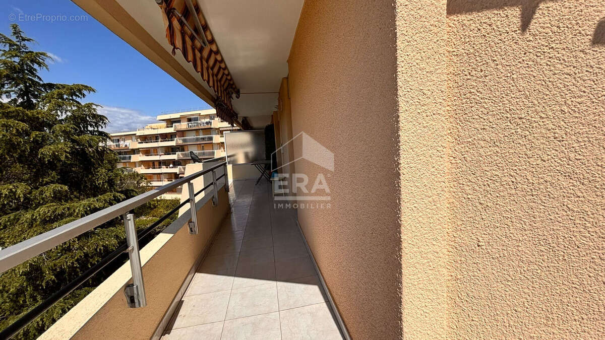 Appartement à FREJUS