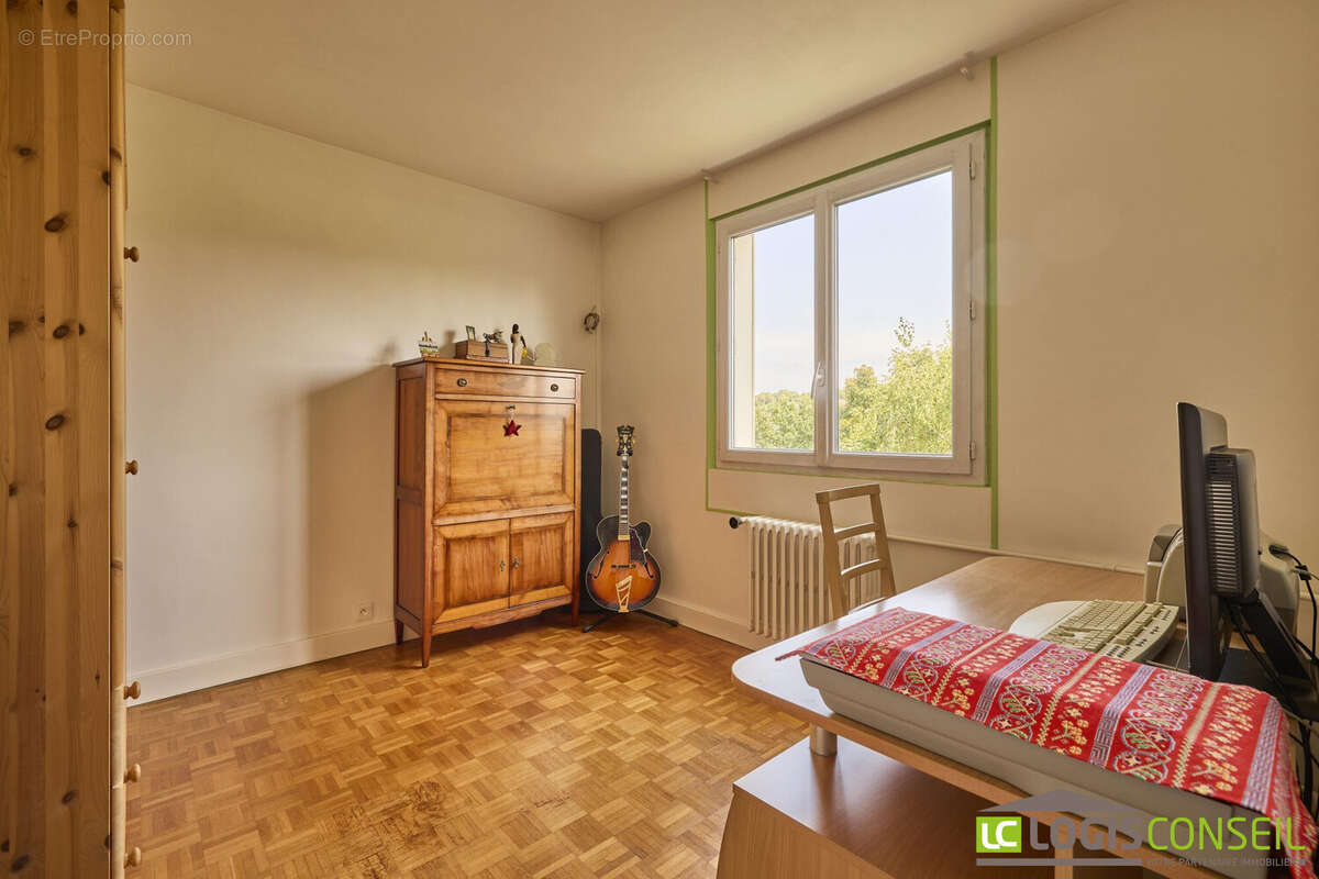 Appartement à BOURG-LA-REINE