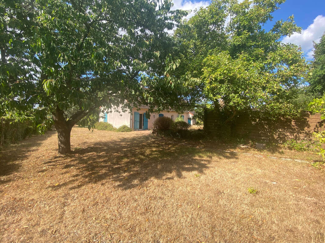 Maison à ROEZE-SUR-SARTHE