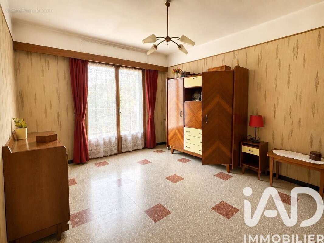 Maison 170 m² à La Crau  - photo 7